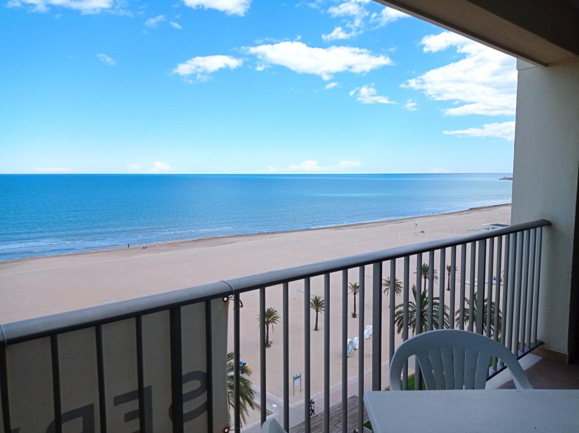 Apartamentos Infante Primera Linea - Solo Familias Serviplaya Playa de Gandia Room photo